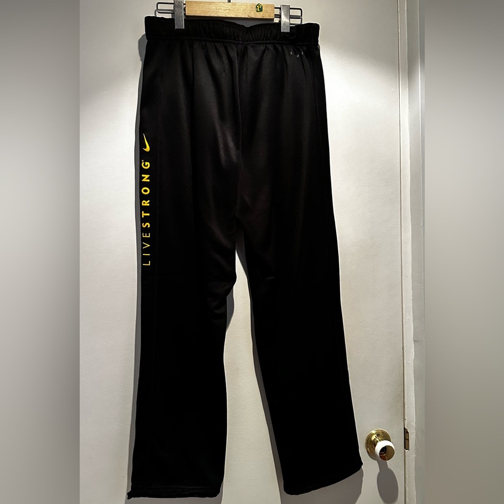 LIVESTRONG sweatpants